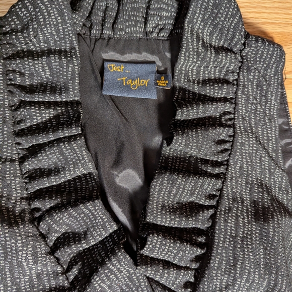 Just...Taylor Charcoal Sleeveless Midi Dress - Picture 4 of 7